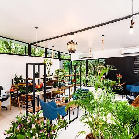 In The Shade Hotel - Coworking - 300Mbit - Adults Only تاماريندو المظهر الخارجي الصورة