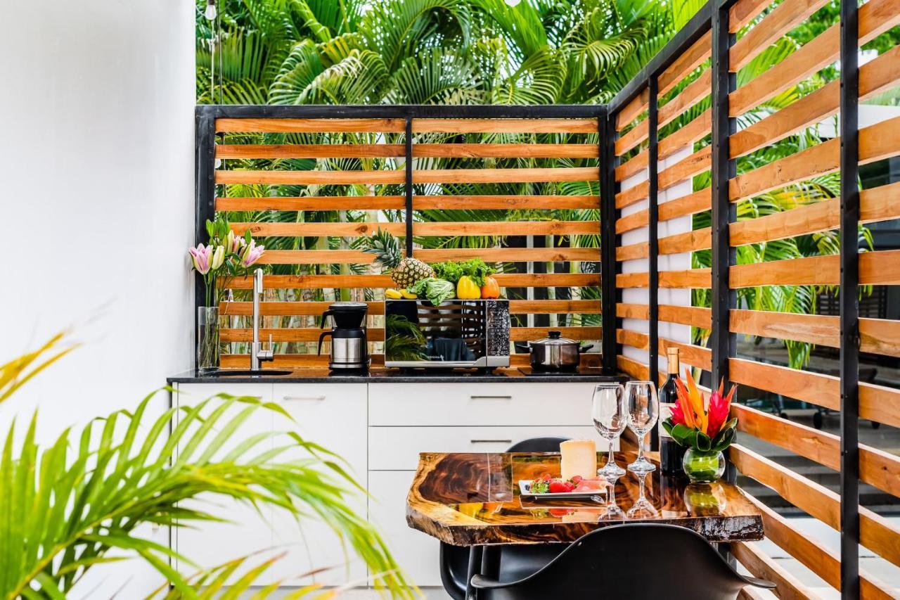 In The Shade Hotel - Coworking - 300Mbit - Adults Only تاماريندو المظهر الخارجي الصورة