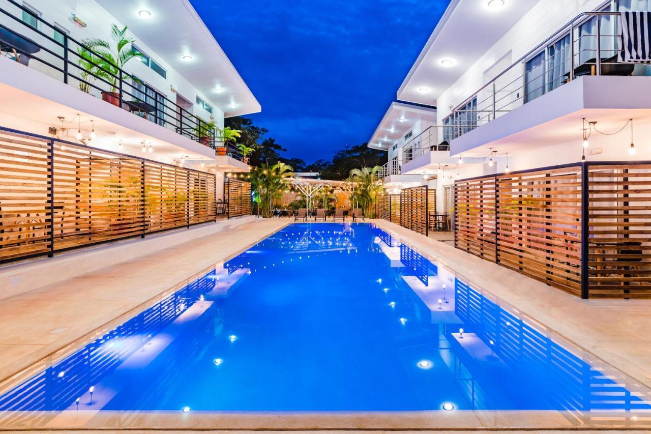 In The Shade Hotel - Coworking - 300Mbit - Adults Only تاماريندو المظهر الخارجي الصورة